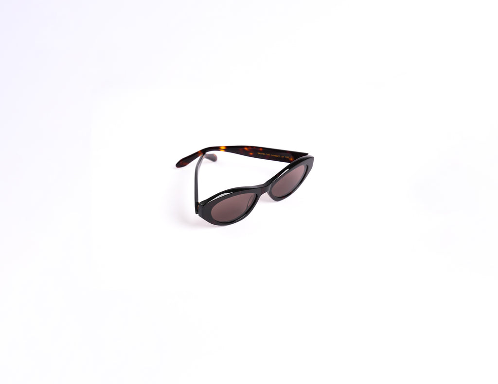 Crocus Model 2 - Brown