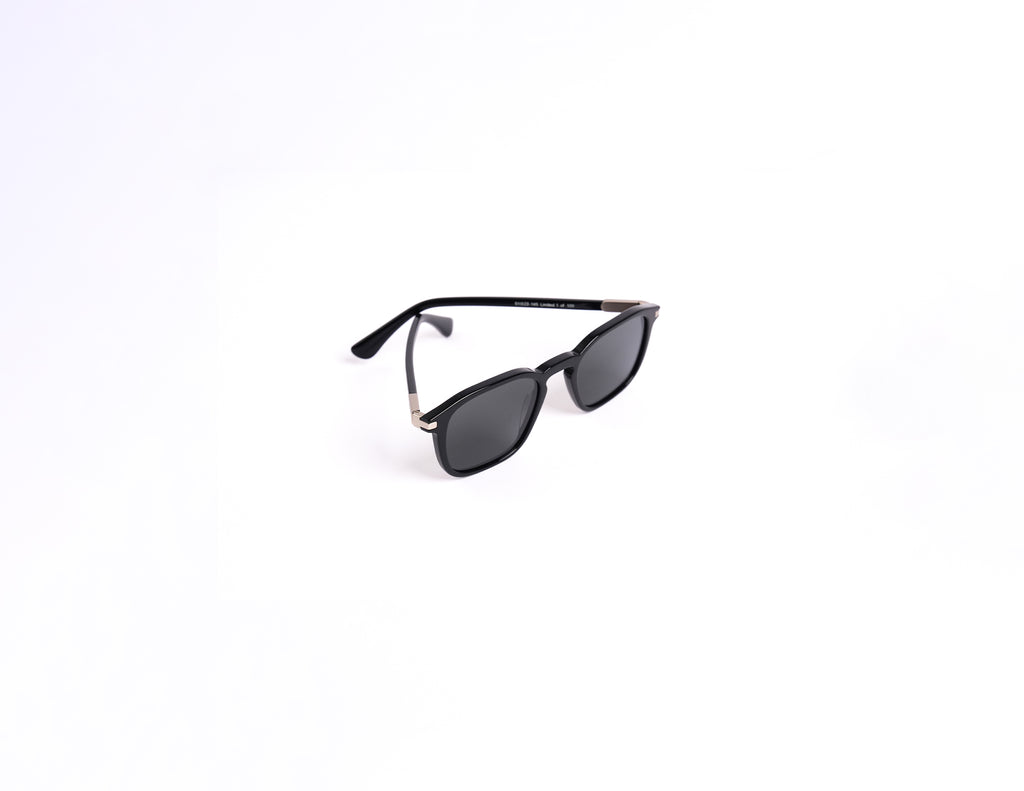 Crocus Model 3 - Black